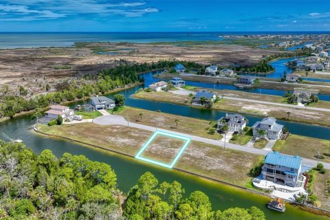 Terreno en venta en Hernando Beach, Florida № 2111846 - foto 2