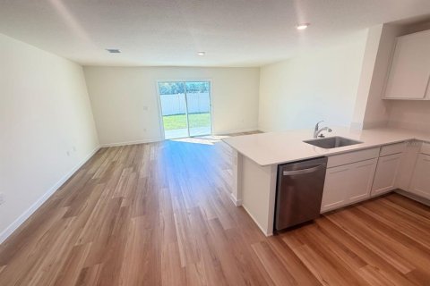 Touwnhouse à louer à Gainesville, Floride: 3 chambres, 135.45 m2 № 2431095 - photo 9