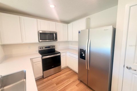 Touwnhouse à louer à Gainesville, Floride: 3 chambres, 135.45 m2 № 2431095 - photo 6