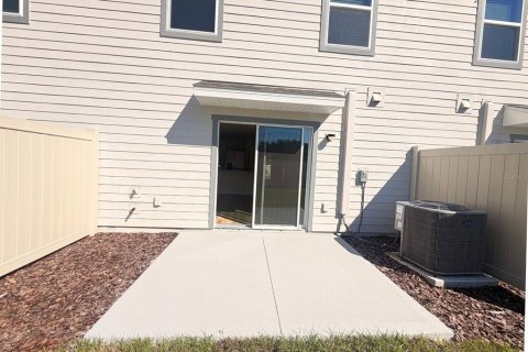 Touwnhouse à louer à Gainesville, Floride: 3 chambres, 135.45 m2 № 2431095 - photo 30