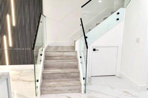 Touwnhouse à louer à Boca Raton, Floride: 3 chambres, 157.75 m2 № 2439365 - photo 11