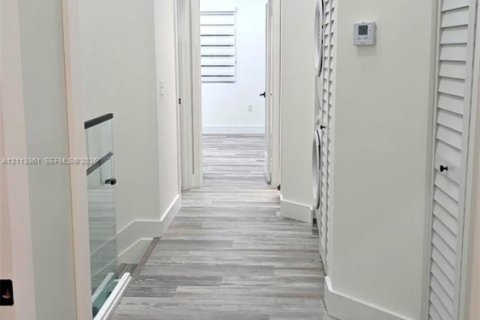 Touwnhouse à louer à Boca Raton, Floride: 3 chambres, 157.75 m2 № 2439365 - photo 12
