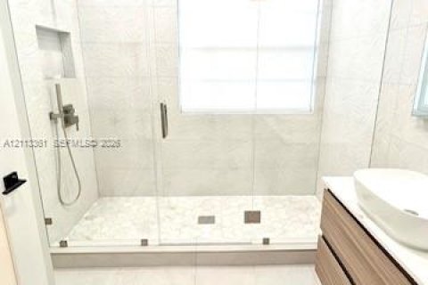 Touwnhouse à louer à Boca Raton, Floride: 3 chambres, 157.75 m2 № 2439365 - photo 14