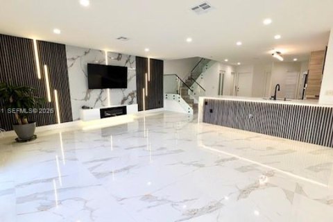 Touwnhouse à louer à Boca Raton, Floride: 3 chambres, 157.75 m2 № 2439365 - photo 9