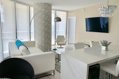 Copropriété à vendre à Miami, Floride: 2 chambres, 95.32 m2 № 2058020 - photo 4