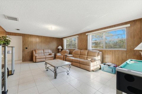 Casa en venta en Winter Haven, Florida, 4 dormitorios, 193.05 m2 № 2211791 - foto 14