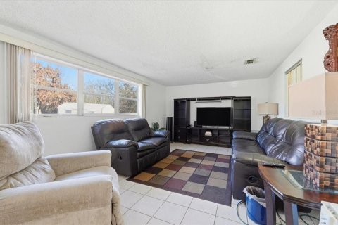Casa en venta en Winter Haven, Florida, 4 dormitorios, 193.05 m2 № 2211791 - foto 15