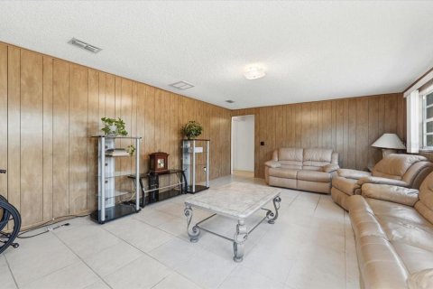 Casa en venta en Winter Haven, Florida, 4 dormitorios, 193.05 m2 № 2211791 - foto 13