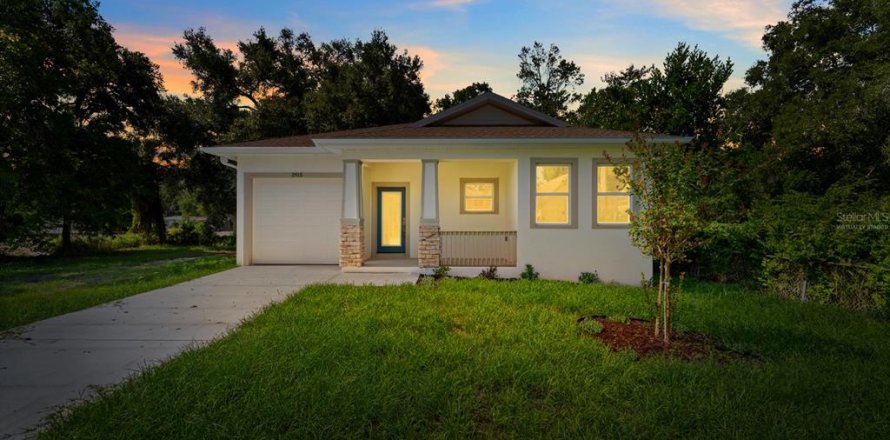 Casa en Tampa, Florida 3 dormitorios, 115.76 m2 № 2198806