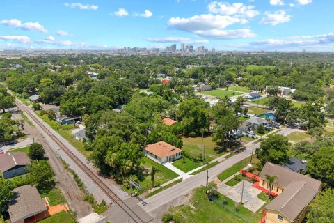 Casa en venta en Tampa, Florida, 3 dormitorios, 115.76 m2 № 2198806 - foto 23
