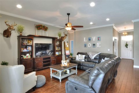House in Lakeland, Florida 3 bedrooms, 231.42 sq.m. № 1910806 - photo 3