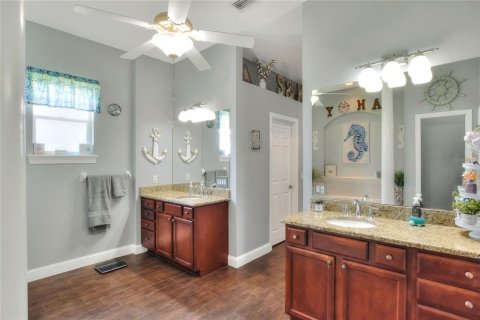House in Lakeland, Florida 3 bedrooms, 231.42 sq.m. № 1910806 - photo 22