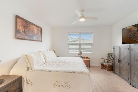 House in Eustis, Florida 3 bedrooms, 167.22 sq.m. № 1823354 - photo 13