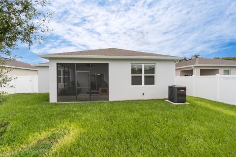 House in Eustis, Florida 3 bedrooms, 167.22 sq.m. № 1823354 - photo 28