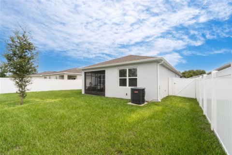 House in Eustis, Florida 3 bedrooms, 167.22 sq.m. № 1823354 - photo 26