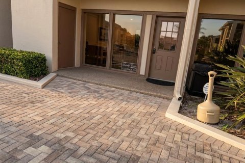 Condo in Altamonte Springs, Florida, 1 bedroom № 2218460 - photo 18