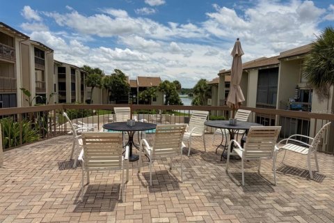 Condo in Altamonte Springs, Florida, 1 bedroom № 2218460 - photo 14