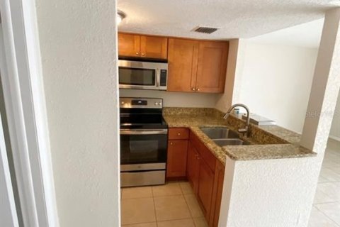 Condo in Altamonte Springs, Florida, 1 bedroom № 2218460 - photo 6