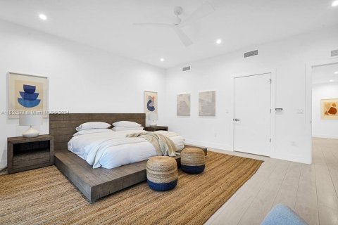 Casa en venta en Hollywood, Florida, 4 dormitorios, 375.6 m2 № 1812236 - foto 30