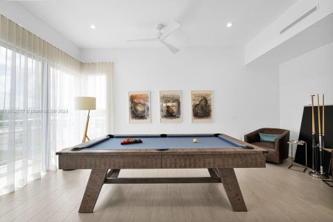Casa en venta en Hollywood, Florida, 4 dormitorios, 375.6 m2 № 1812236 - foto 18