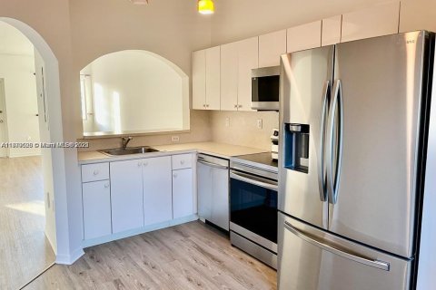 Condominio en alquiler en Homestead, Florida, 2 dormitorios, 84.54 m2 № 1922303 - foto 1