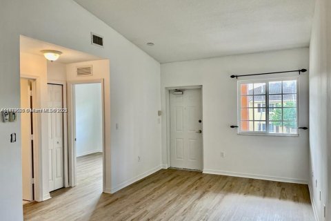 Condominio en alquiler en Homestead, Florida, 2 dormitorios, 84.54 m2 № 1922303 - foto 6