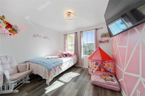 Townhouse in Kissimmee, Florida 3 bedrooms, 174.84 sq.m. № 2092299 - photo 20