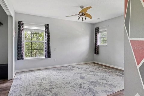 House in Elkton, Florida 5 bedrooms, 269.14 sq.m. № 2099377 - photo 24