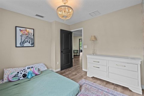 House in Elkton, Florida 5 bedrooms, 269.14 sq.m. № 2099377 - photo 23