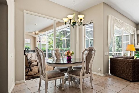 Villa ou maison à vendre à Sanford, Floride: 5 chambres, 258.18 m2 № 2342620 - photo 20