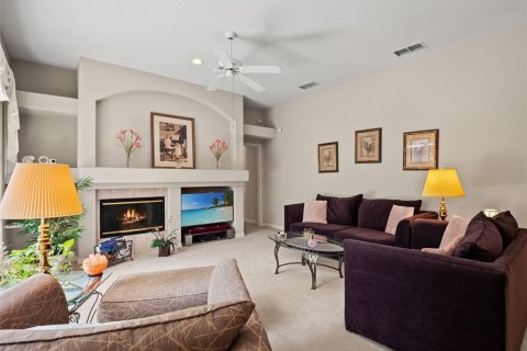 Villa ou maison à vendre à Sanford, Floride: 5 chambres, 258.18 m2 № 2342620 - photo 21