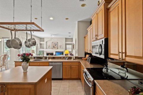 Villa ou maison à vendre à Sanford, Floride: 5 chambres, 258.18 m2 № 2342620 - photo 19