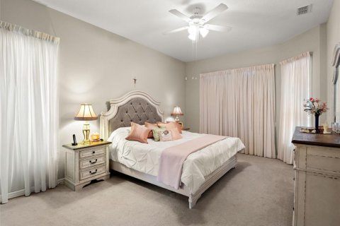 Villa ou maison à vendre à Sanford, Floride: 5 chambres, 258.18 m2 № 2342620 - photo 25