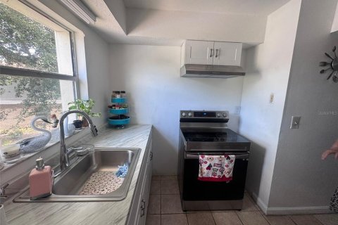 Condo in Tampa, Florida, 3 bedrooms  № 1832984 - photo 10