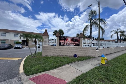 Condo in Tampa, Florida, 3 bedrooms  № 1832984 - photo 4