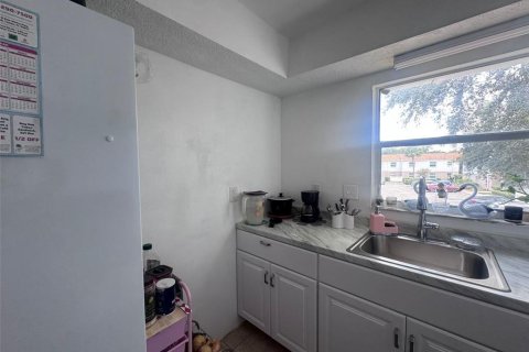 Condo in Tampa, Florida, 3 bedrooms  № 1832984 - photo 12
