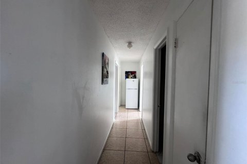 Condo in Tampa, Florida, 3 bedrooms  № 1832984 - photo 23