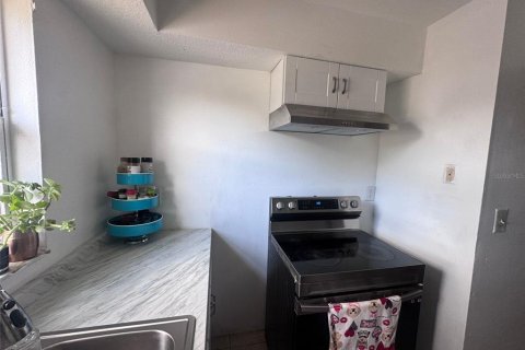 Condo in Tampa, Florida, 3 bedrooms  № 1832984 - photo 8