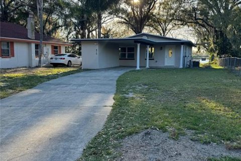 Villa ou maison à louer à Orlando, Floride: 3 chambres, 117.61 m2 № 2396624 - photo 4