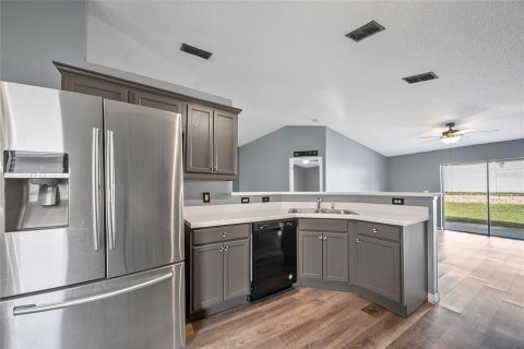 House in Riverview, Florida 3 bedrooms, 151.62 sq.m. № 1870961 - photo 7