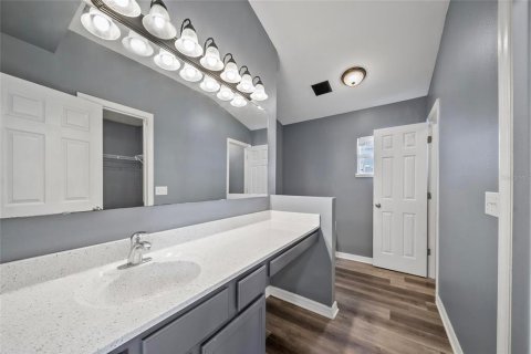 House in Riverview, Florida 3 bedrooms, 151.62 sq.m. № 1870961 - photo 11