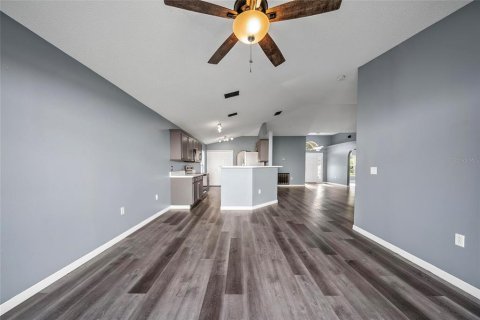 House in Riverview, Florida 3 bedrooms, 151.62 sq.m. № 1870961 - photo 8