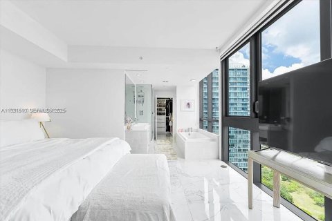 Copropriété à louer à Miami, Floride: 1 chambre, 65.59 m2 № 1976858 - photo 11