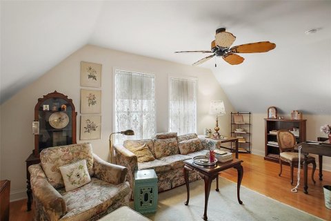 House in Mount Dora, Florida 3 bedrooms, 206.8 sq.m. № 1825003 - photo 25