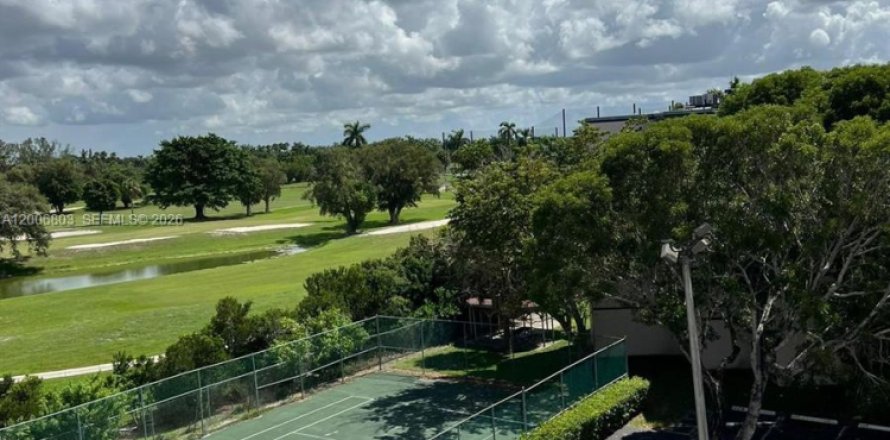 Condo à Hialeah, Floride, 2 chambres  № 2179525