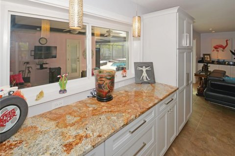 Villa ou maison à louer à Saint Petersburg, Floride: 3 chambres, 215.9 m2 № 2109599 - photo 18