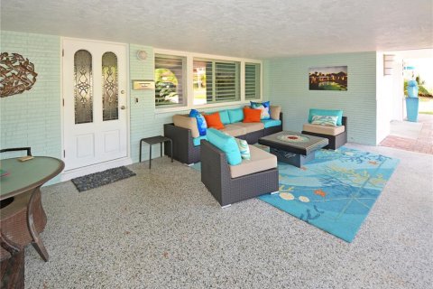 Villa ou maison à louer à Saint Petersburg, Floride: 3 chambres, 215.9 m2 № 2109599 - photo 5