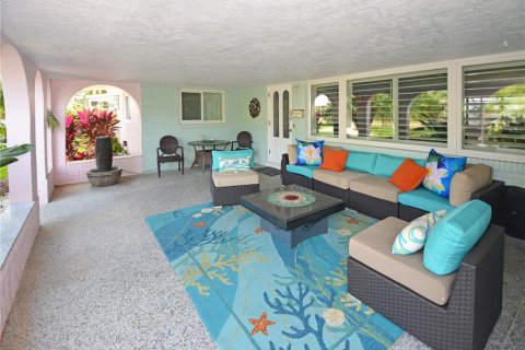 Villa ou maison à louer à Saint Petersburg, Floride: 3 chambres, 215.9 m2 № 2109599 - photo 4