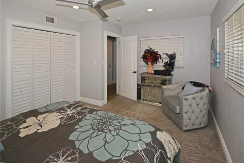 Villa ou maison à louer à Saint Petersburg, Floride: 3 chambres, 215.9 m2 № 2109599 - photo 26