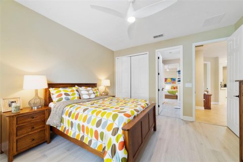 Villa ou maison à vendre à Poinciana, Floride: 3 chambres, 201.32 m2 № 2411381 - photo 29